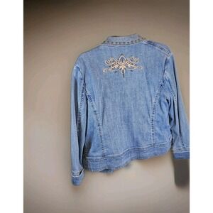 Coldwater Creek jean jacket petite Large with great emboidered detaiing Vintage